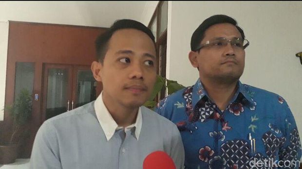 Aurelie Moeremans Jadi Paskibra Underwater, Status Komika Acho Masih Tersangka