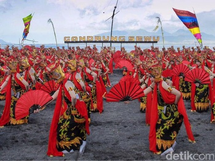 Tari Gandrung Bakal Semarakkan HUT RI ke-72 di Istana Negara