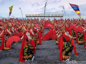 Tari Gandrung Bakal Semarakkan HUT RI ke-72 di Istana Negara