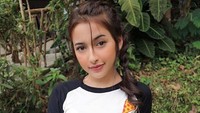 Terlihat cantik dan manis ya, apalagi saat tersenyum. Dok. Instagram/jennifercoppenreal20