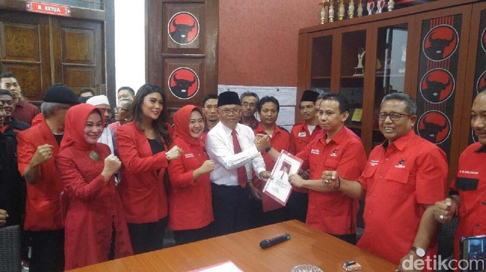 Eks Pejabat Gubernur Kaltara Daftar Cagub Jateng di PDIP