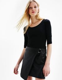 Bershka Diskon Hingga 50%, T-shirt Mulai dari Rp 79 Ribu