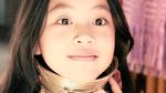 Foto: Wanita yang Lehernya Panjang-panjang di Thailand