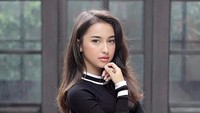 Jennifer memiliki wajah yang manis dan bentuk tubuh yang ramping. Dok. Instagram/jennifercoppenreal20