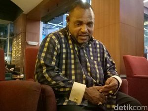 Jimmy Ungkap Sosok Wanita yang Dibawa saat Pelantikan Anggota DPR