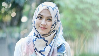 Foto: 10 Artis Muda Indonesia Tampil Cantik Memakai Hijab