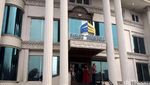 Bos Tersangka, Begini Suasana Kantor Pusat First Travel