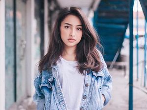 Perabot Rumah Jennifer Coppen di Bali Porak Poranda karena Gempa Lombok