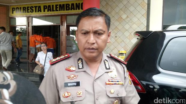 Kapolresta Palembang Kombes Wahyu Bintono HB
