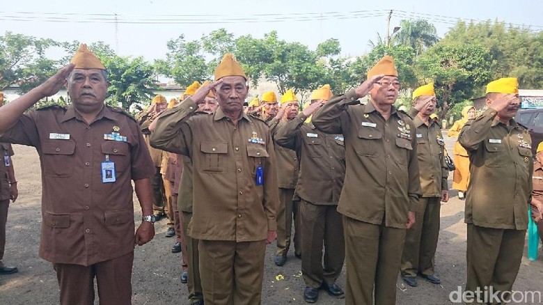 Veteran Banten Gelar Upacara di Taman Makam Pahlawan Veteran Banten Gelar Upacara di Taman Makam Pahlawan