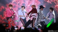 Suasana semakin panas dengan lagu-lagu seperti Limitless, Good Thing hingga Zero Mile dibawakan. Pool/Palevi S/detikFoto.