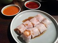 Ling Ling: Sedapnya <i>Claypot Rice</i> dan <i>Cheung Fan</i> Gaya Oriental