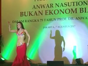 Heboh Video Penampilan Tari Perut di Depan Menteri