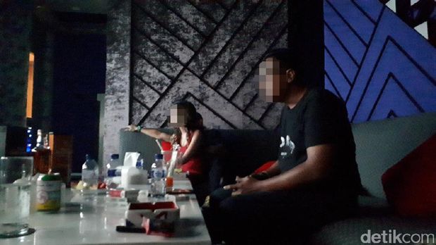 Mengintip Suasana Karaoke Dewasa Royal Ktv Surabaya Yang Bikin Heboh