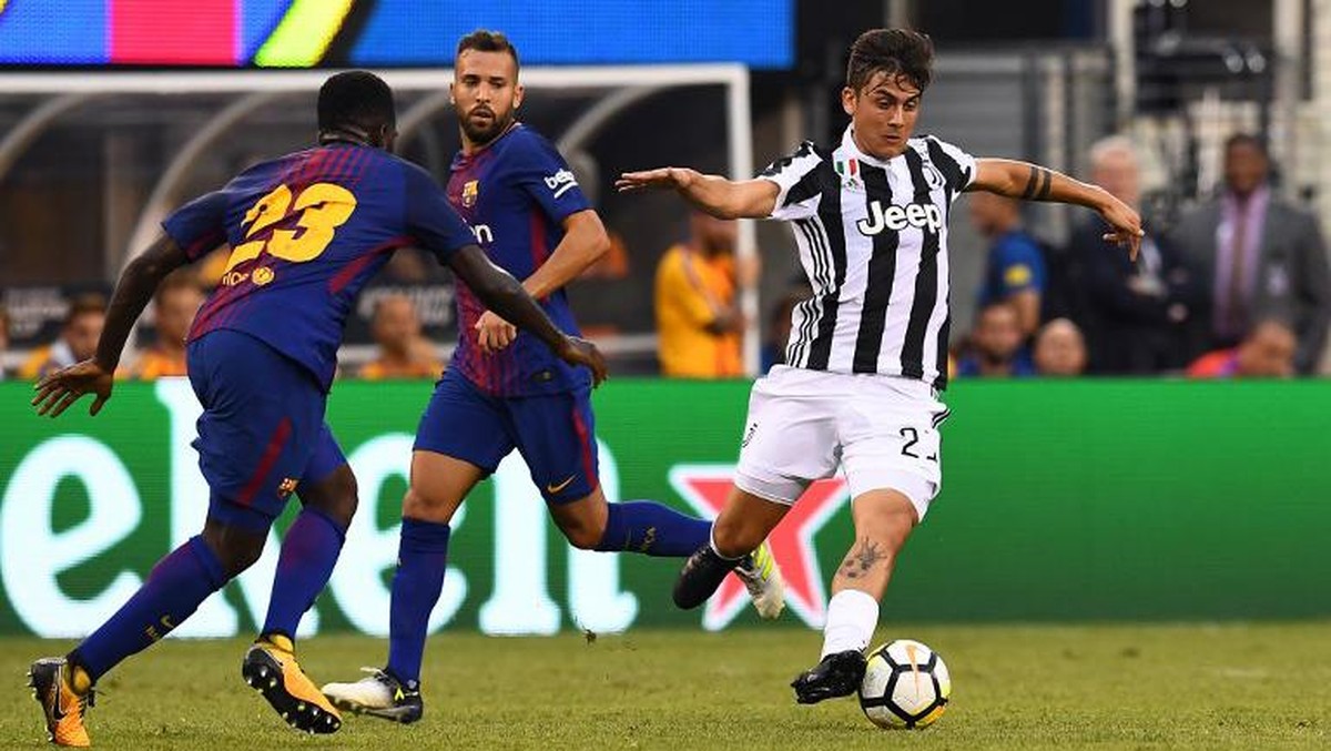 Paulo Dybala akan memakai nomor 10 di Juventus mulai musim ini (Jewel Samad/AFP)