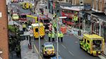 Bus Double Decker Tabrak Toko di London