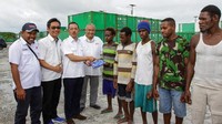 Harga semen di Jawa secara rata-rata Rp 60 ribu per zak, sedangkan harga semen di Papua pegunungan seperti Puncak Jaya berkisar antara Rp 1 juta hingga Rp 2 juta. Istimewa.