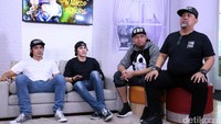 Abimana, Vino G Bastian, Indro dan Anggi Umbara saat berkunjung ke kantor detikcom, Kapten Tendean, Jakarta Selatan belum lama ini.