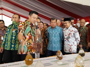 JK dan BJ Habibie Hadiri Puncak Hari Teknologi Nasional di Makassar