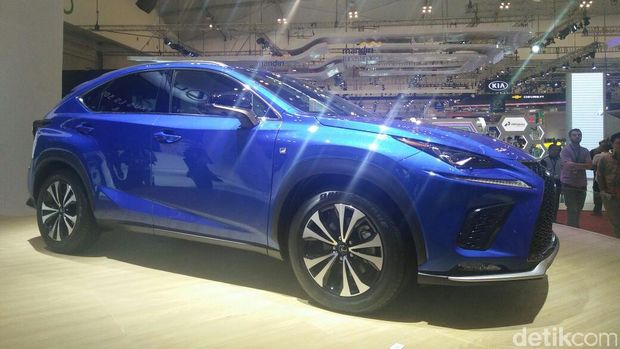 Lexus NX 300