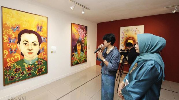 Fatmawati hingga Cut Meutia Dilukis dengan Teknik Gutha Tamarin 