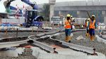 Foto : Siiiip, Rel MRT Telah Dipasang di Area Depo Lebak Bulus
