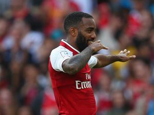 Lacazette Mesti Diberi Waktu