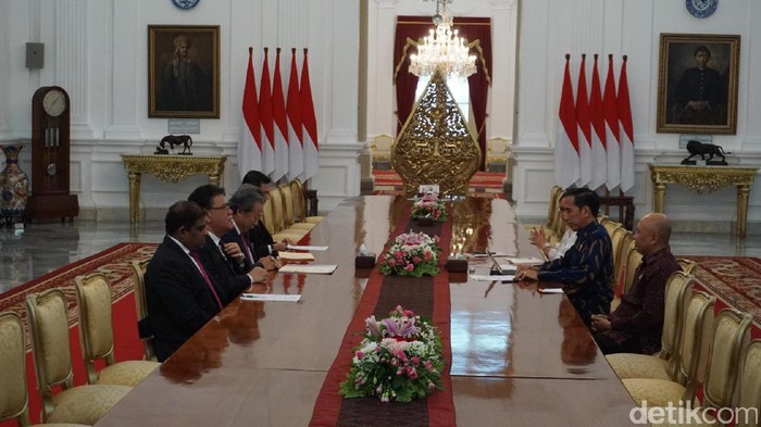 Bertemu Jokowi, Menlu Malaysia Bahas 9 Perbatasan di Kalimantan