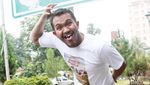 Momen Caisar Joget, Hijrah hingga Joget Lagi