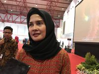 Adita Irawati.