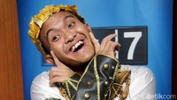 Caisar mulai menikmati pundi-pundi kekayaan usai tampil dalam acara YKS di Trans TV. (Dok. detikHOT)