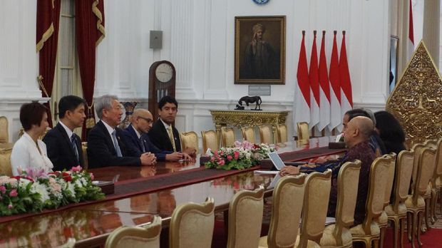 Wakil Perdana Menteri Singapura Teo Chee Hean berkunjung ke Indonesia dan bertemu dengan Presiden Jokowi.