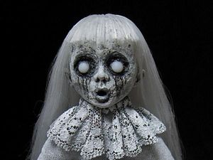 Foto: 15 Boneka yang Nggak Kalah Seram Dari Annabelle, Hii.. Bikin Merinding