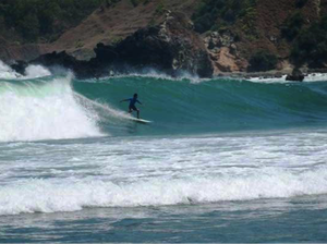Surfer Dunia Siap Dimanjakan dengan Kompetisi Hello Pacitan Pro