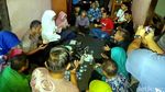 Mensos Khofifah Datangi Rumah Keluarga SR yang Tewas di Sekolah