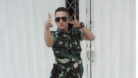 Kejadian tersebut berawal dari senggolan motor, tak hanya itu ia juga pernah mengalami masalah saat bertugas di daerah Padang. Serda Wira diduga mengalami depresi dan gangguan kejiwaan. (Foto: Instagram).
