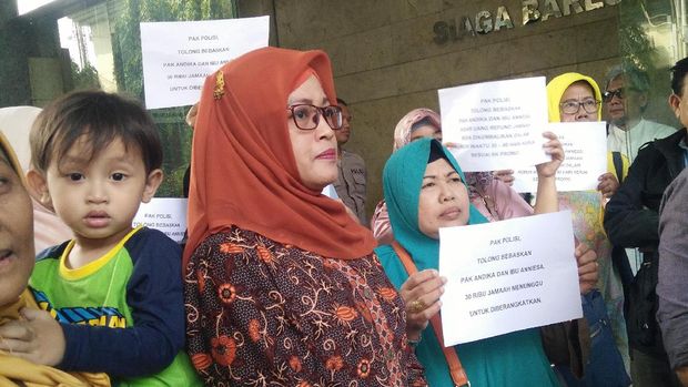 Agen Pro First Travel Minta Salah Satu Owner Dibebaskan