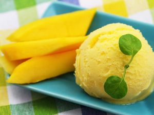 Bikin Sendiri Sorbet Mangga yang Manis Segar