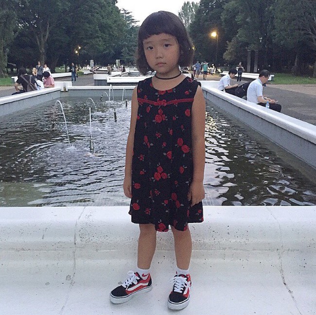 Ternyata gaya Coco yang eksentrik juga tak luput dari selera orangtuanya. Ibu Coco, Misato mempunyai toko barang vintage di Tokyo bernama Funktique. Foto: Dok. Instagram/coco_pinkprincess