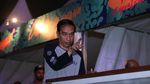 Datang ke We The Fest, Jokowi Sibuk Terima Permintaan Foto Bareng