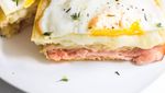 Bosan dengan Waffle Manis? Ini 7 Waffle Gurih yang Cocok Buat Sarapan