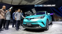 Wapres JK di booth Toyota.