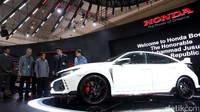 Wapres JK di booth Honda.