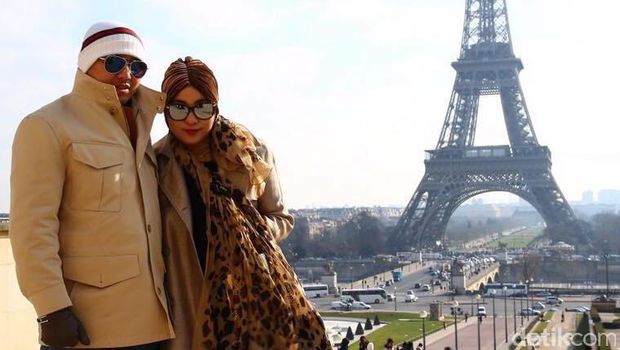 Andika dan Anniesa di Paris, Perancis