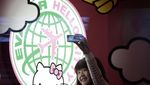 Foto: Kamu yang Suka Hello Kitty Harus Naik Pesawat Ini