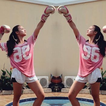 Foto: Adu Gaya Irish Bella & Angela Gilsha, Siapa Lebih Stylish?
