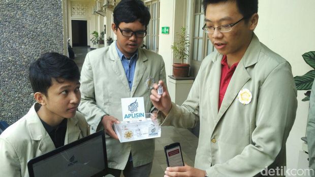 Mahasiswa UGM ciptakan aplikasi untuk cek keaslian vaksin.