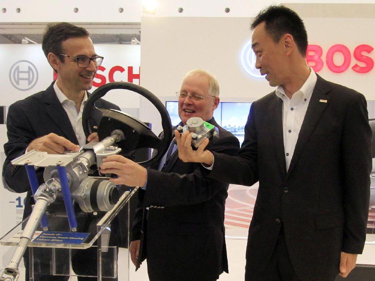 Bosch Kenalkan Teknologi Keselamatan Berkendara