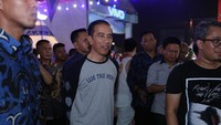 Joko Widodo menyambangi venue festival musik We The Fest 2017 di JIExpo Kemayoran, Jakarta Pusat, Jumat (11/8/2017). Foto: Hanif Hawari/detikHOT