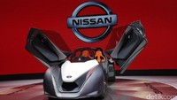 Ya, Nissan Blade Glider jadi incaran aktor berusia 36 tahun tersebut.